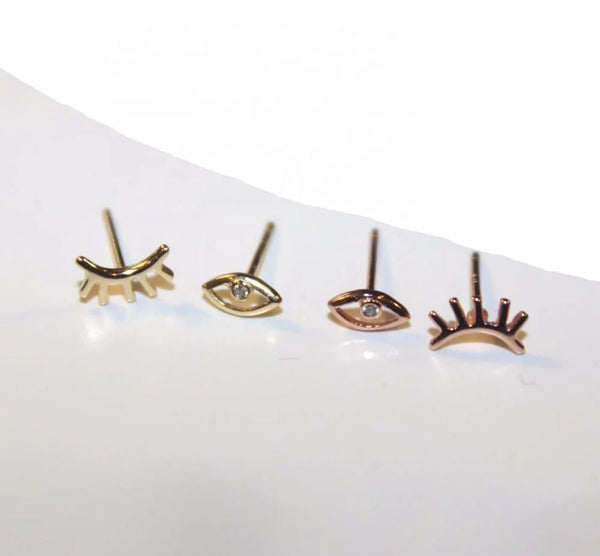 Wink Studs