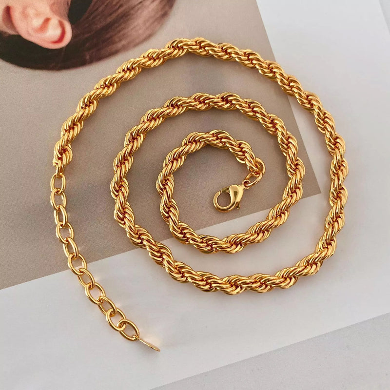 Twisted Chain Necklace