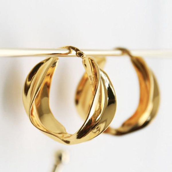 Asymmetric Hoops